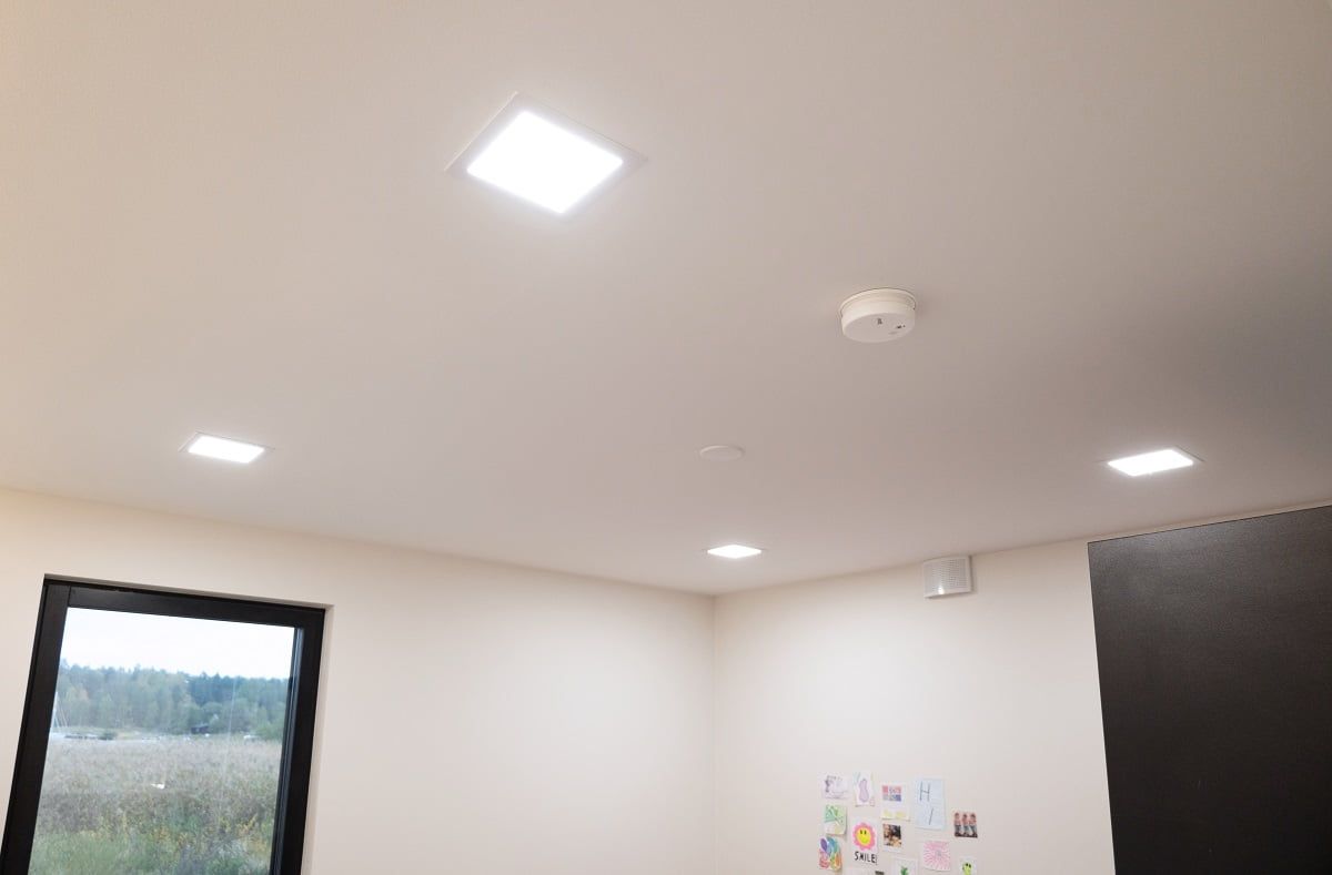 4 pannelli sono stati installati nella stanza. © LedStore.fi